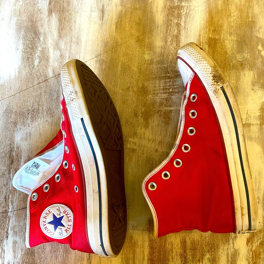 Converse Chuck Taylor All Star High Top Sneakers - Red - Women’s 7